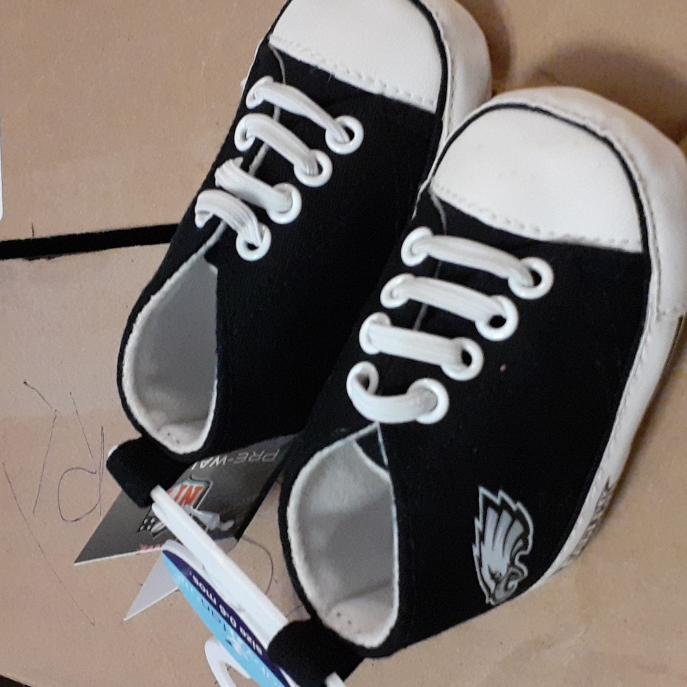 Size 1 Eagles shoes new with tags